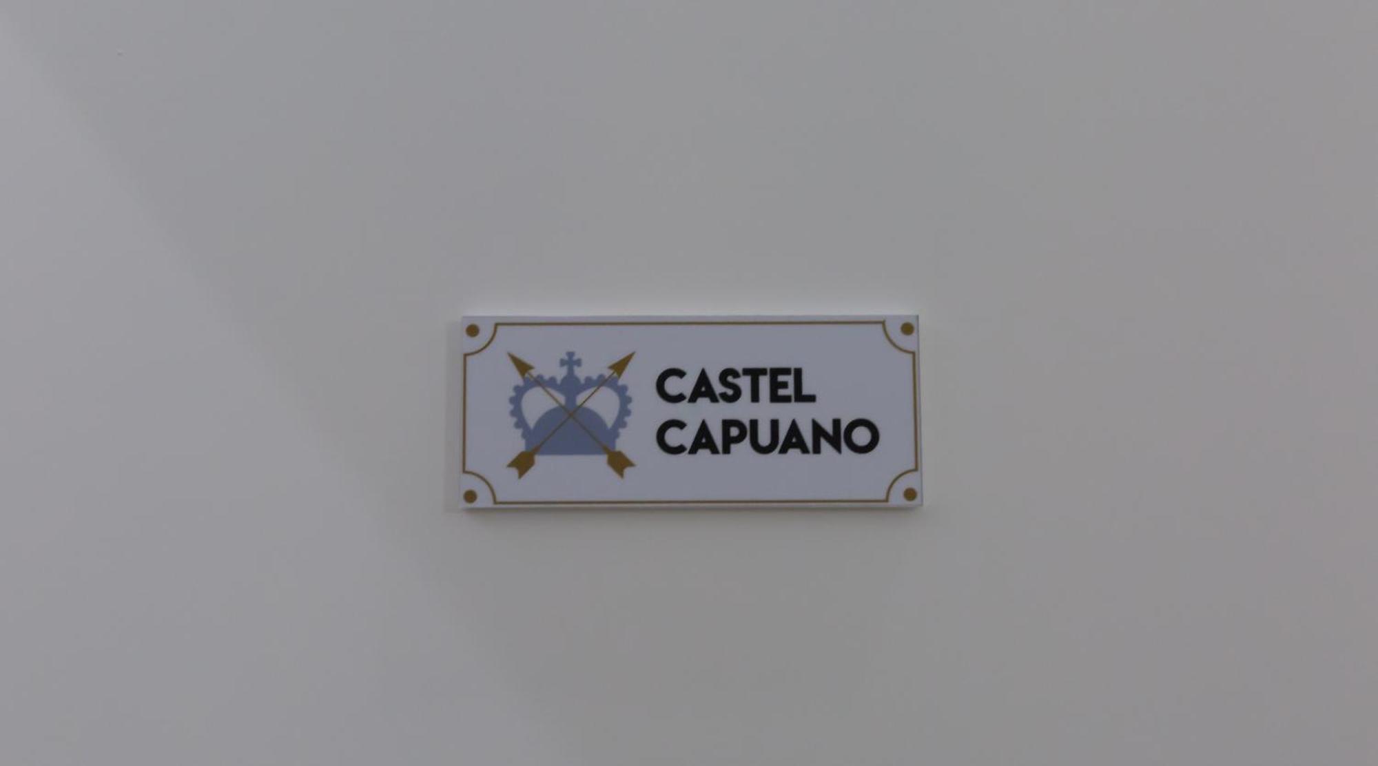 Hotel Il Vicoletto Del Castello Nápoles Exterior foto